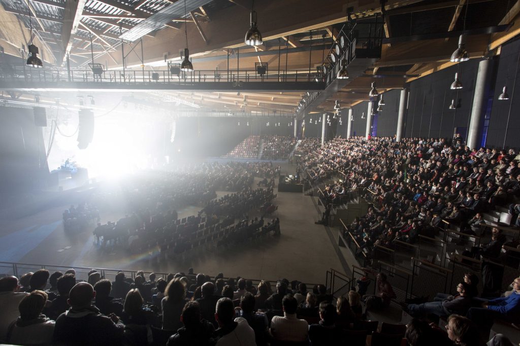 L'Acclameur et le Club