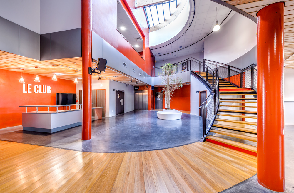 L'Acclameur et le Club